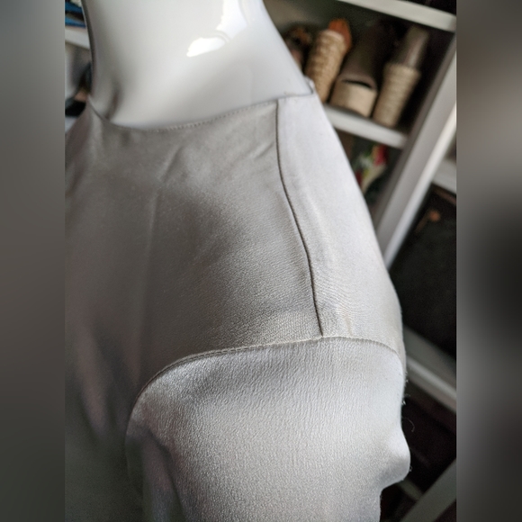 VINCE Celeste Twist-Front Long-Sleeve Silk Midi Dress - Picture 10 of 12